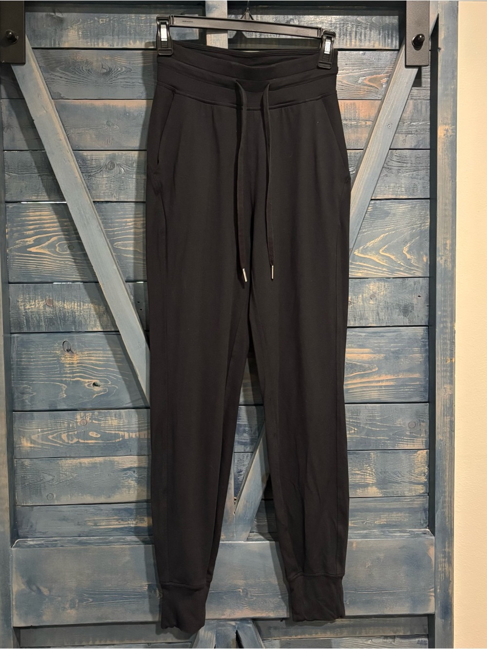 Lululemon Women’s Black Drawstring Jogger Pants